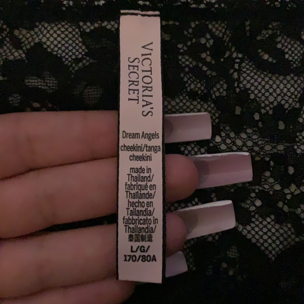 Pack of Two Never Worn Victoria’s Secret Panties Maroon and Black Lace - Picture 7 of 7